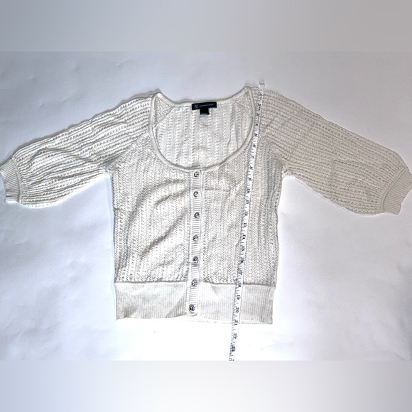 INC International Concepts cream colored short sleeve sweater size medium - Picture 6 of 7